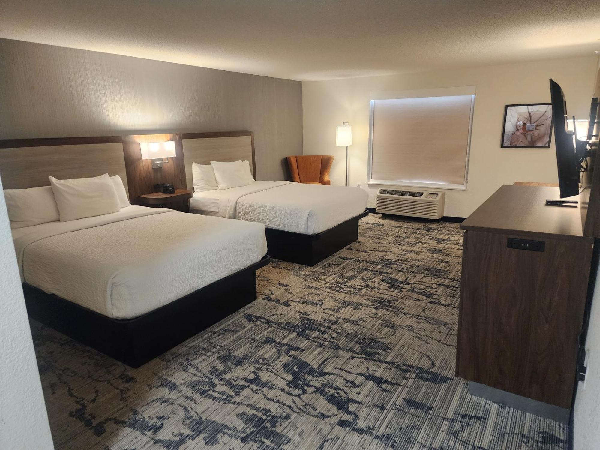 מלון La Quinta By Wyndham Milwaukee Sw ניו ברלין מראה חיצוני תמונה