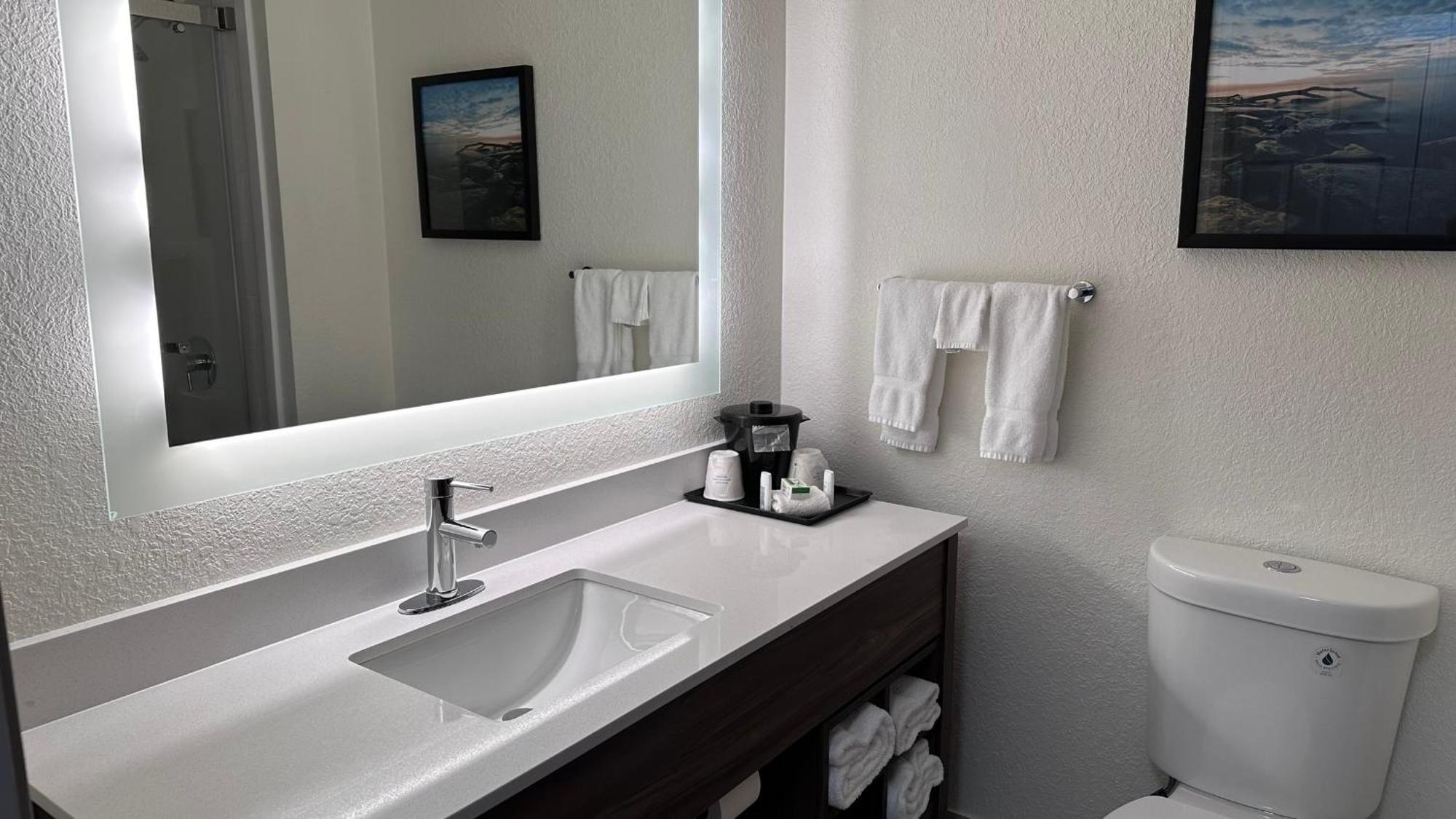 מלון La Quinta By Wyndham Milwaukee Sw ניו ברלין מראה חיצוני תמונה