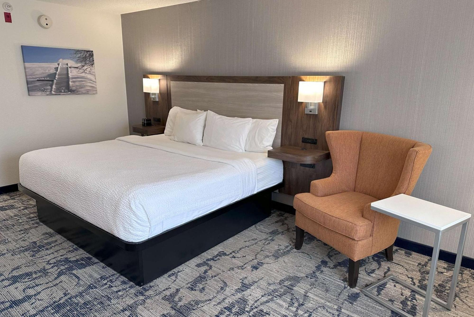 מלון La Quinta By Wyndham Milwaukee Sw ניו ברלין מראה חיצוני תמונה