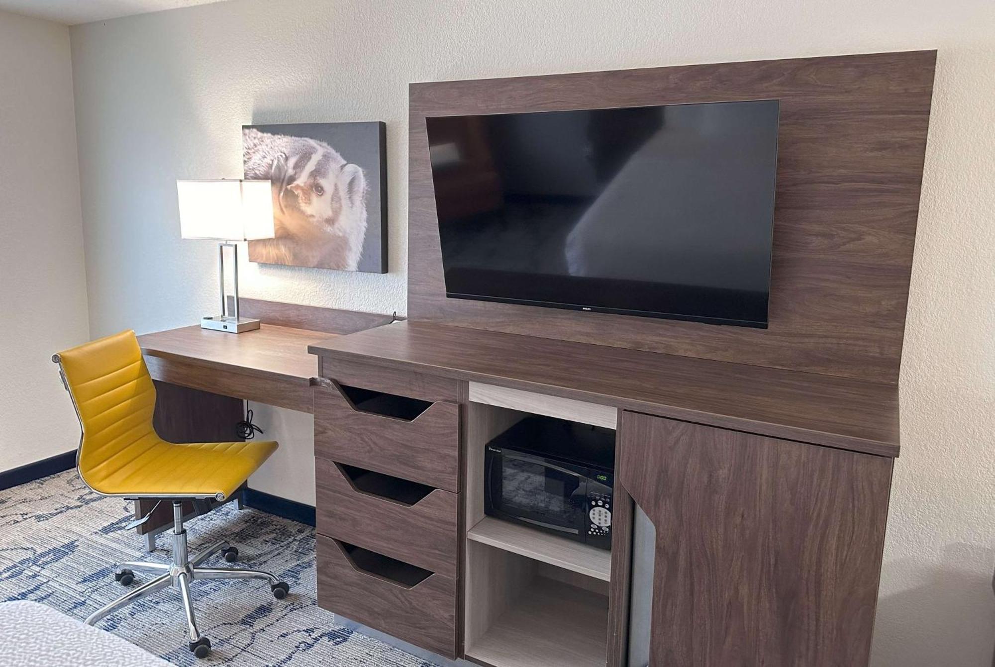 מלון La Quinta By Wyndham Milwaukee Sw ניו ברלין מראה חיצוני תמונה